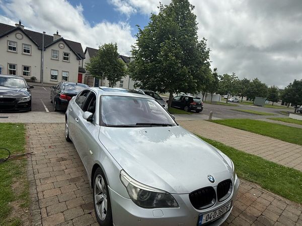 BMW 5-Series Saloon, Diesel, 2004, Silver