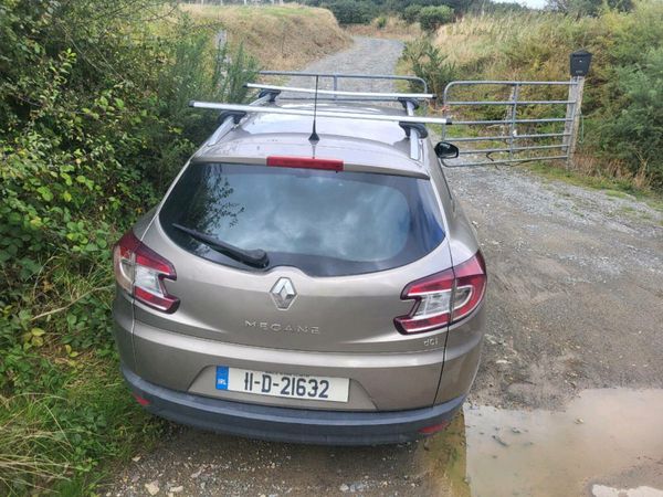 Renault Megane Estate, Diesel, 2011, Gold