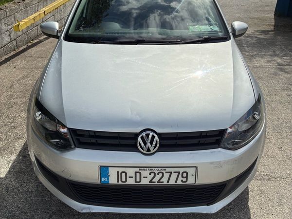 Volkswagen Polo Hatchback, Petrol, 2010, Silver