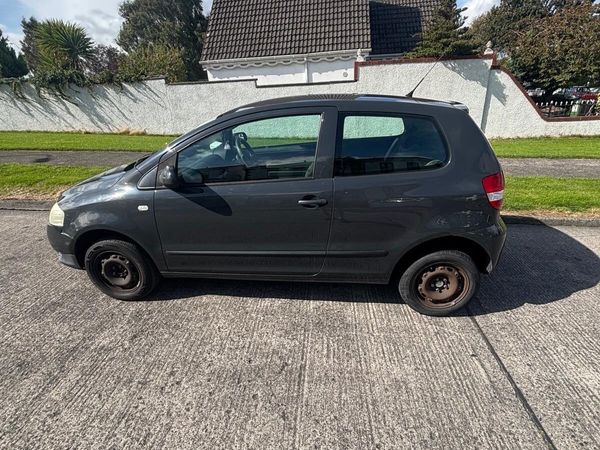 Volkswagen Fox Hatchback, Petrol, 2008, Grey