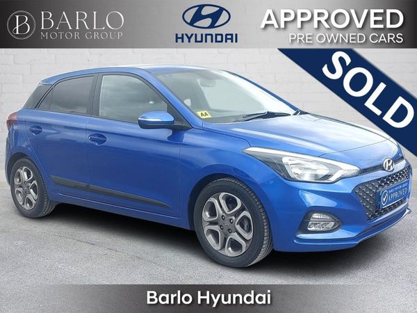 Hyundai i20 Hatchback, Petrol, 2021, Blue