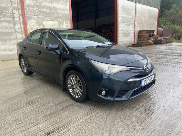 Toyota Avensis Saloon, Diesel, 2015, Grey