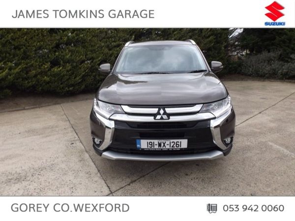 Mitsubishi Outlander SUV, Diesel, 2019, Bronze