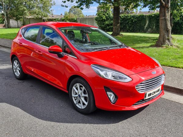Ford Fiesta Hatchback, Petrol, 2018, Red