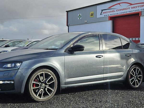 Skoda Octavia Hatchback, Diesel, 2016, Grey