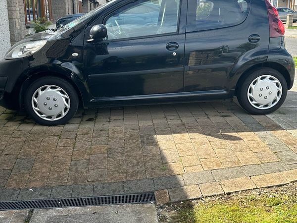 Peugeot 107 Hatchback, Petrol, 2013, Black