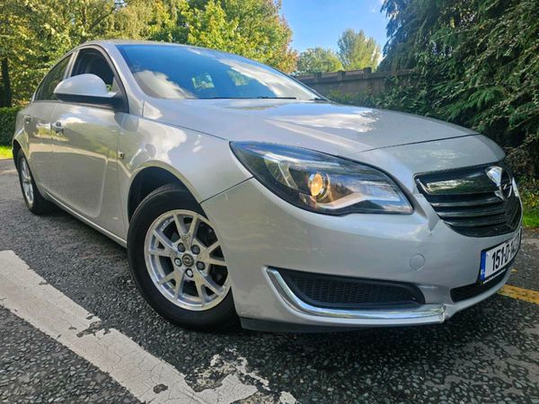 Opel Insignia Hatchback, Diesel, 2015, Silver