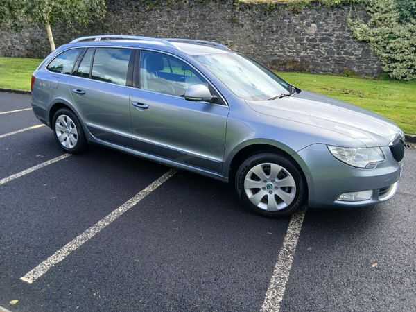Skoda Superb Estate, Diesel, 2013, Grey