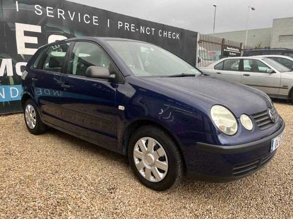 Volkswagen Polo Hatchback, Petrol, 2004, Blue