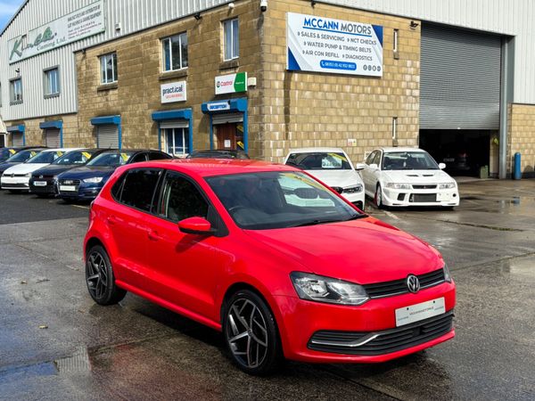Volkswagen Polo Hatchback, Petrol, 2016, Red