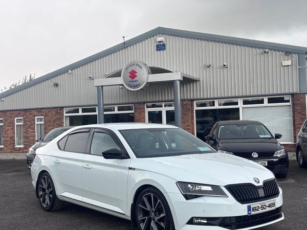 Skoda Superb Hatchback, Diesel, 2018, White