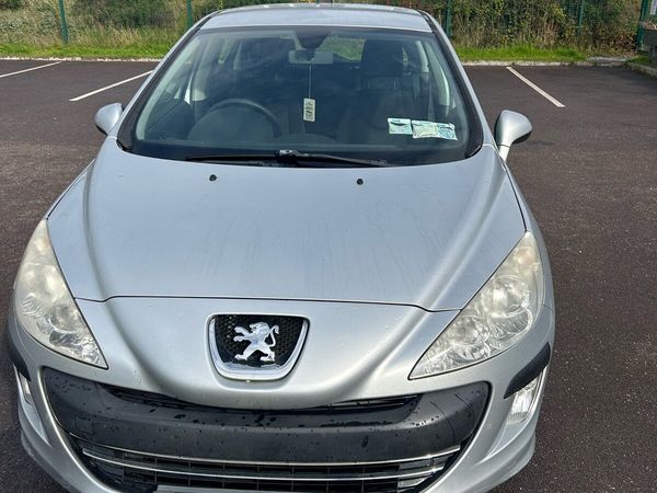 Peugeot 308 Hatchback, Diesel, 2010, Grey