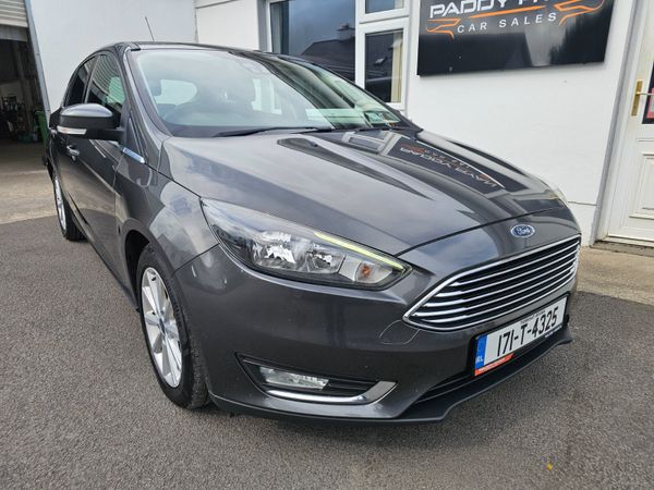 Ford Focus Hatchback, Diesel, 2017, Grey