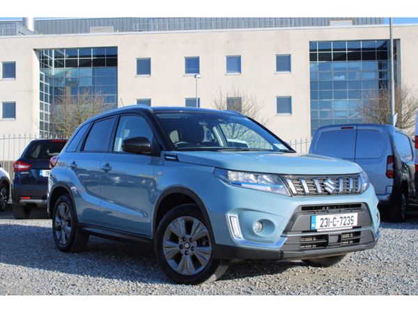 Suzuki Vitara Hatchback, Petrol, 2023, Blue