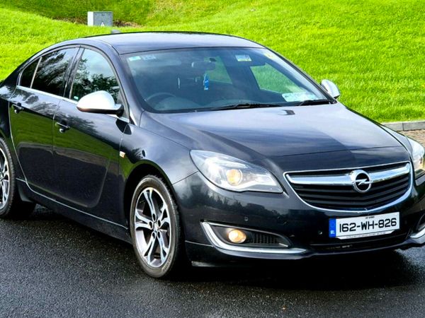 Opel Insignia Hatchback, Diesel, 2016, Black