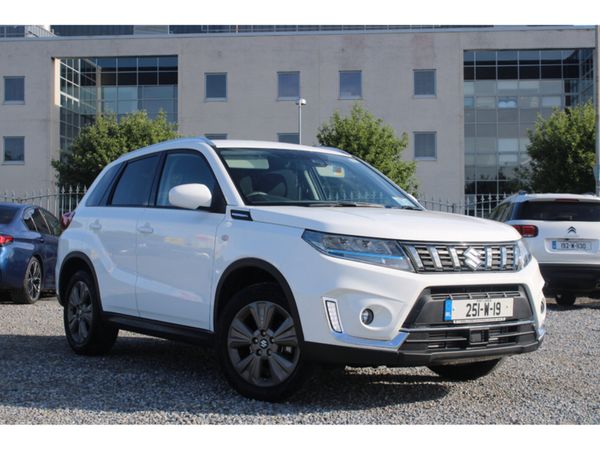 Suzuki Vitara Hatchback, Petrol Hybrid, 2025, White