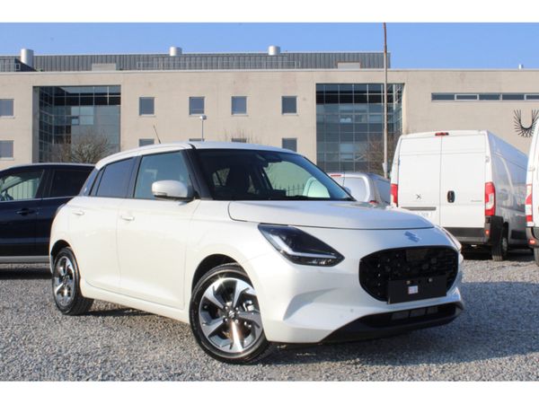 Suzuki Swift Hatchback, Petrol Hybrid, 2025, White