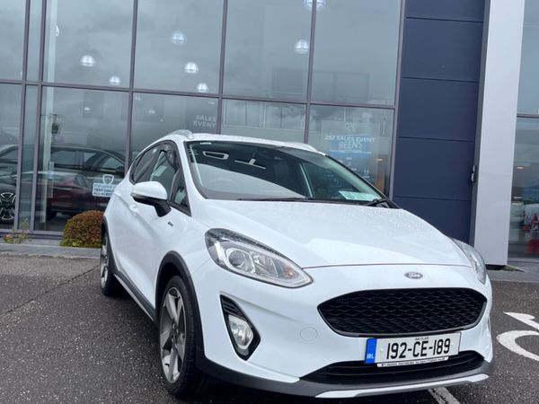 Ford Fiesta Hatchback, Petrol, 2019, White