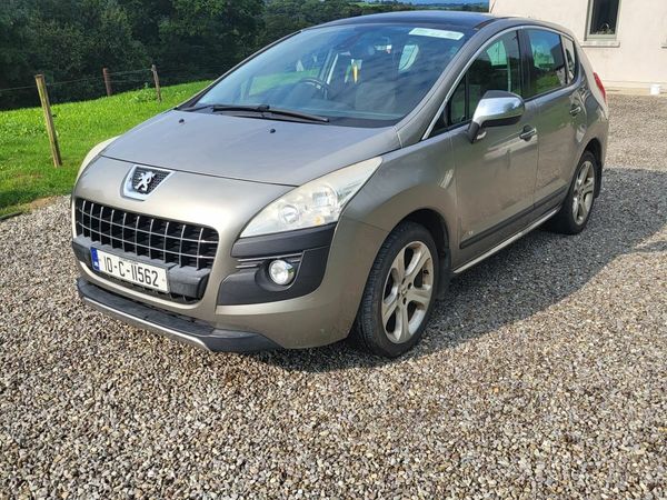 Peugeot 3008 MPV, Diesel, 2010, Grey