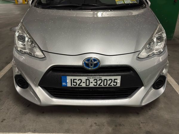 Toyota Aqua Hatchback, Petrol Hybrid, 2015, Silver