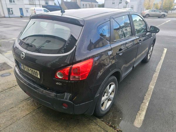 Nissan Qashqai Hatchback, Diesel, 2010, Black