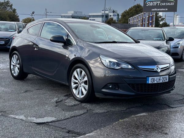 Vauxhall Astra Hatchback, Petrol, 2013, Grey