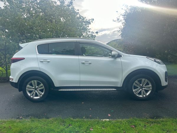 Kia Sportage SUV, Diesel, 2016, White