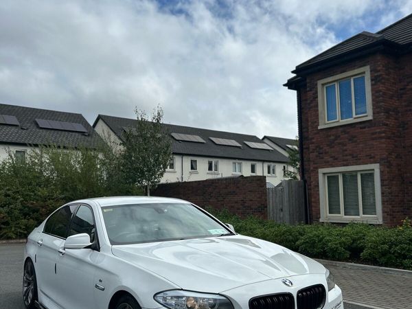 BMW 5-Series Saloon, Diesel, 2011, White