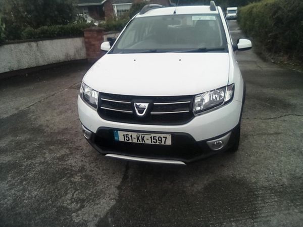 Dacia Sandero Stepway Hatchback, Diesel, 2015, White