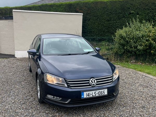 Volkswagen Passat Saloon, Diesel, 2014, Blue