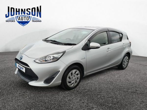 Toyota Aqua Hatchback, Petrol, 2017, Silver