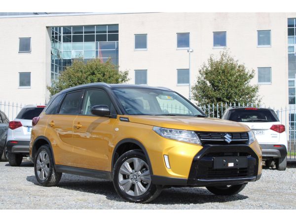 Suzuki Vitara SUV, Petrol Hybrid, 2025, Orange
