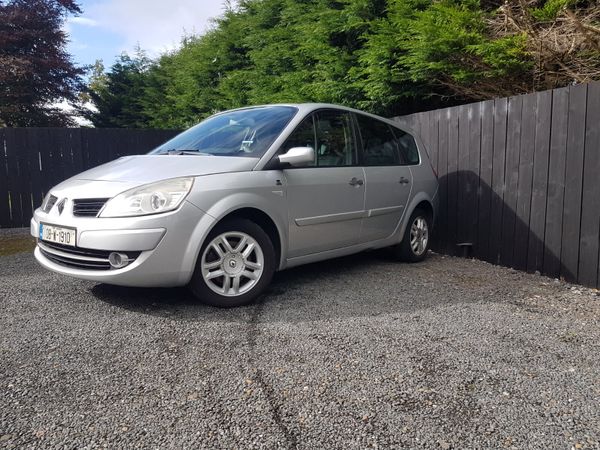 Renault Grand Scenic MPV, Petrol, 2008, Silver