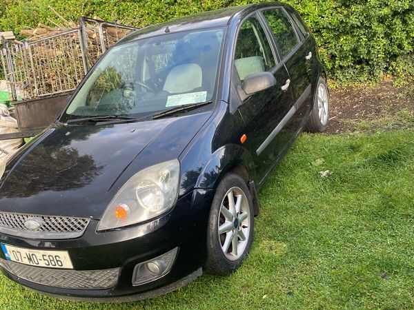 Ford Fiesta Hatchback, Petrol, 2007, Black