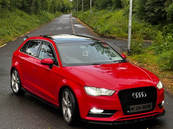 Audi A3 Hatchback, Diesel, 2014, Red
