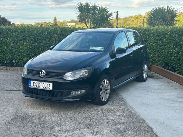 Volkswagen Polo Hatchback, Petrol, 2013, Black