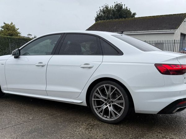 Audi A4 Saloon, Diesel, 2022, White