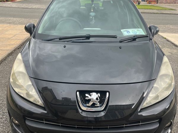 Peugeot 207 Hatchback, Diesel, 2011, Black