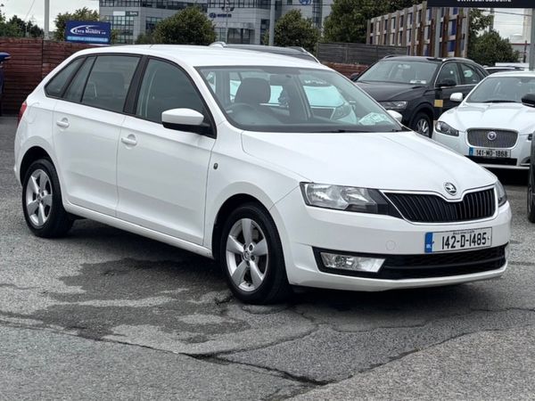 Skoda Rapid Hatchback, Diesel, 2014, White