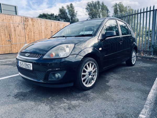 Ford Fiesta Hatchback, Petrol, 2009, Black