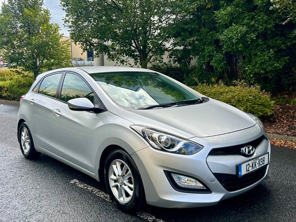 Hyundai i30 MPV, Diesel, 2012, Silver