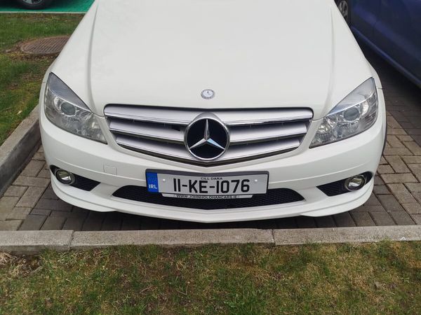Mercedes-Benz C-Class Saloon, Diesel, 2011, White