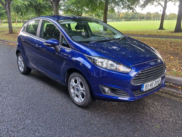 Ford Fiesta Hatchback, Petrol, 2015, Blue