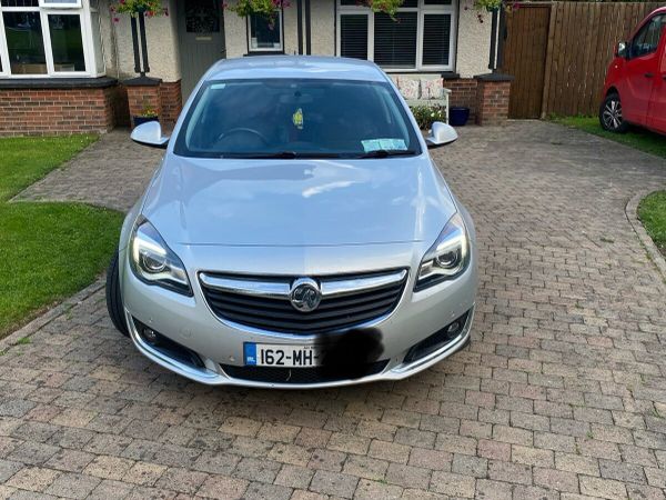 Vauxhall Insignia Hatchback, Diesel, 2016, Silver