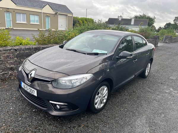 Renault Fluence Saloon, Diesel, 2016, Brown