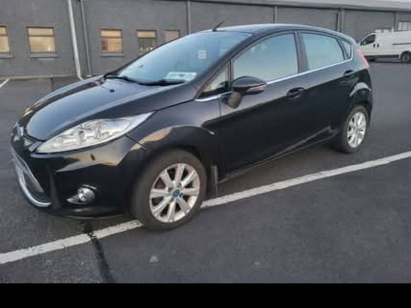 Ford Fiesta Hatchback, Petrol, 2009, Black