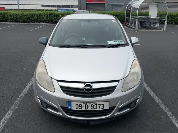 Opel Corsa Hatchback, Petrol, 2009, Silver