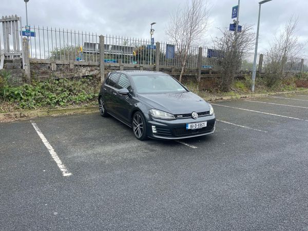 Volkswagen Golf Hatchback, Diesel, 2016, Grey