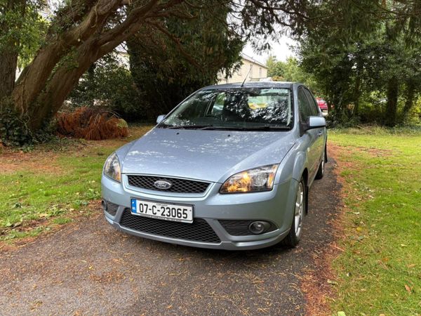 Ford Focus Hatchback, Petrol, 2007, Blue