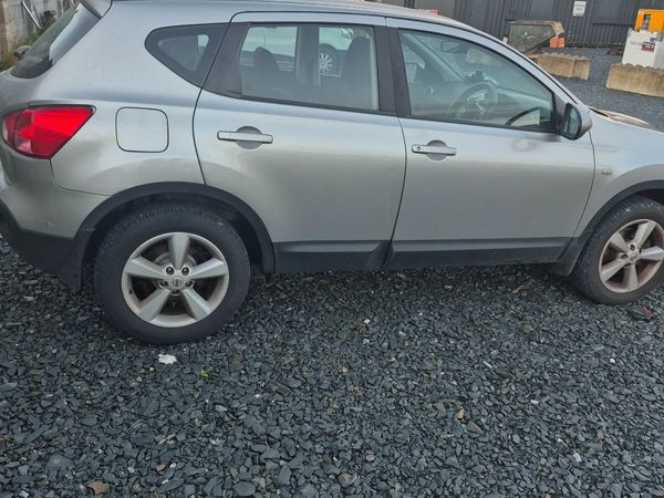 Nissan Qashqai Hatchback, Petrol, 2008, Silver